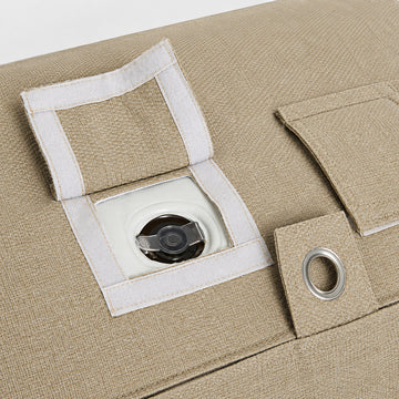 Air valve on the Poolboy Floata-Long in Natural beige.